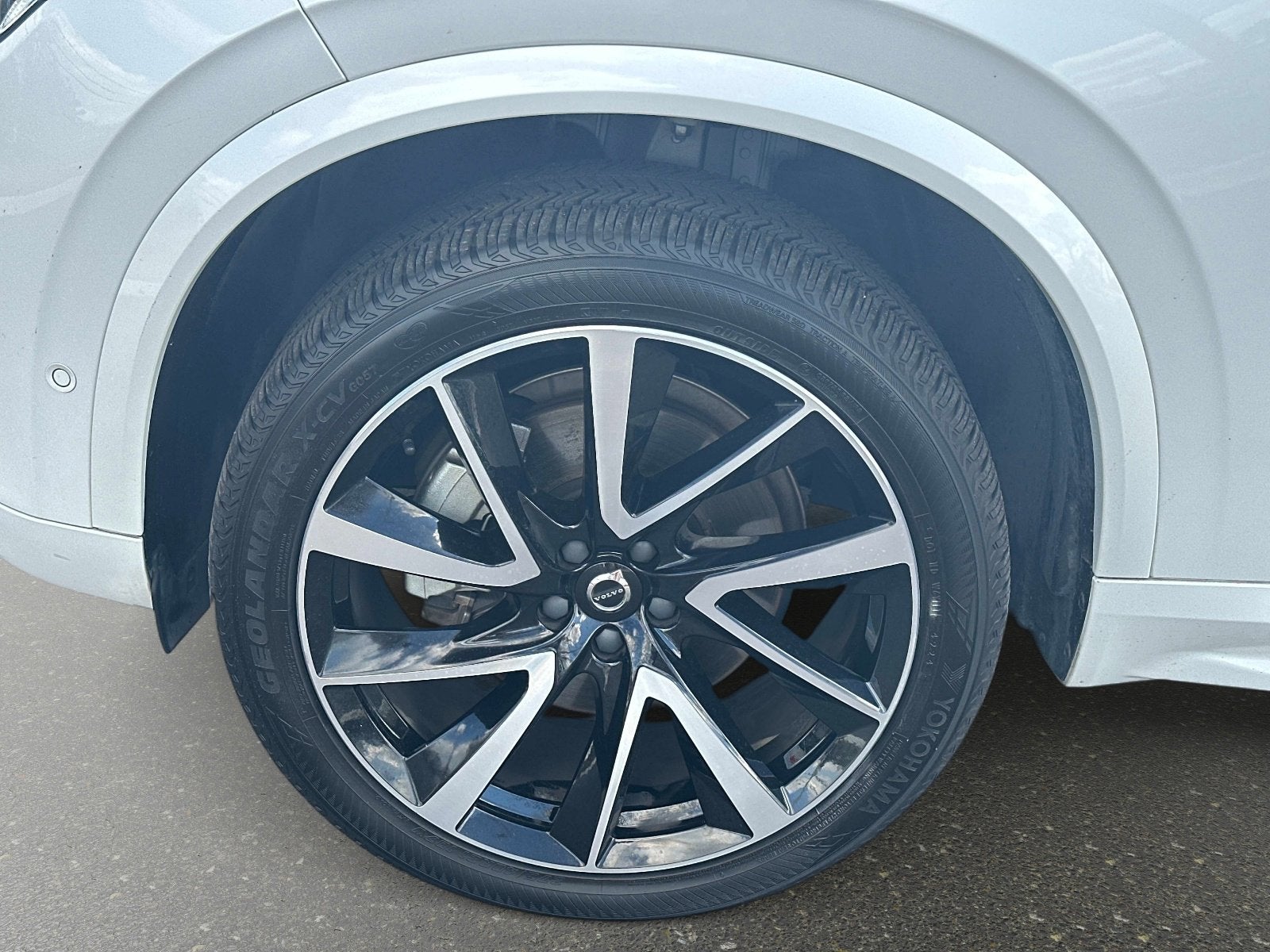 2023 Volvo XC90 Plus