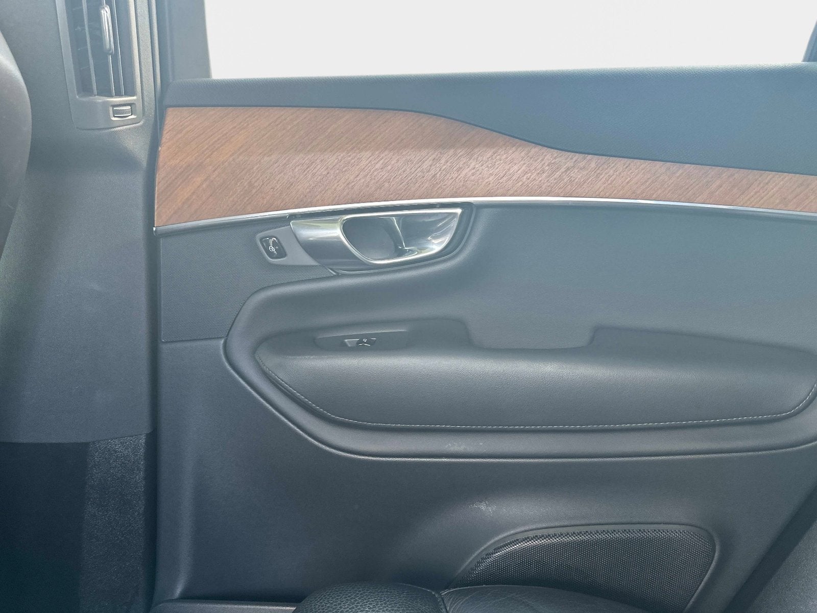 2023 Volvo XC90 Plus