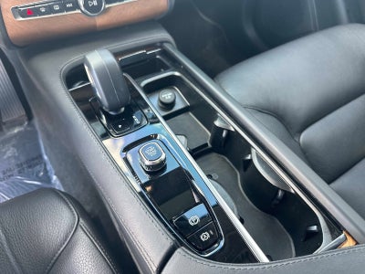 2023 Volvo XC90 Plus