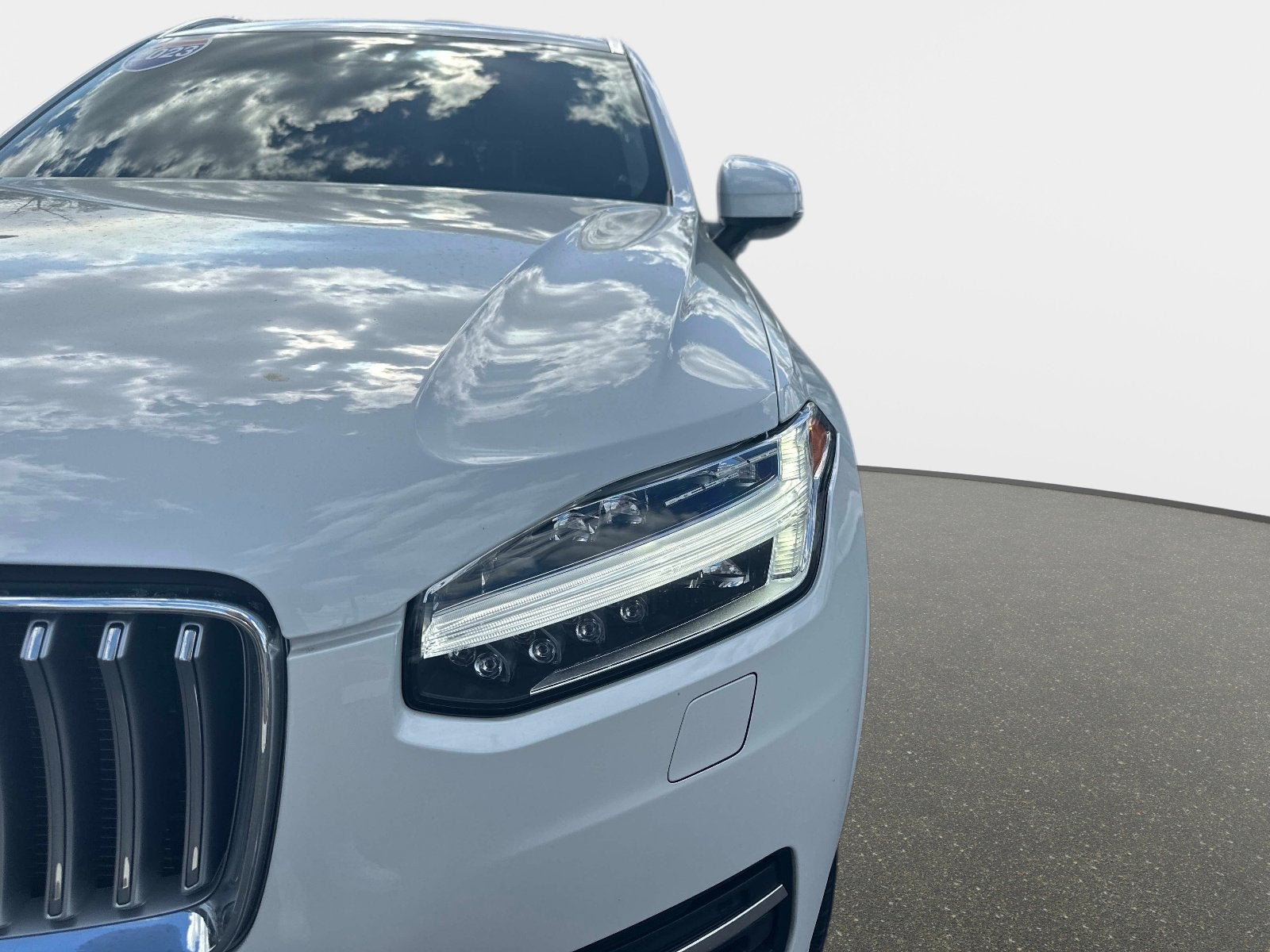 2023 Volvo XC90 Plus