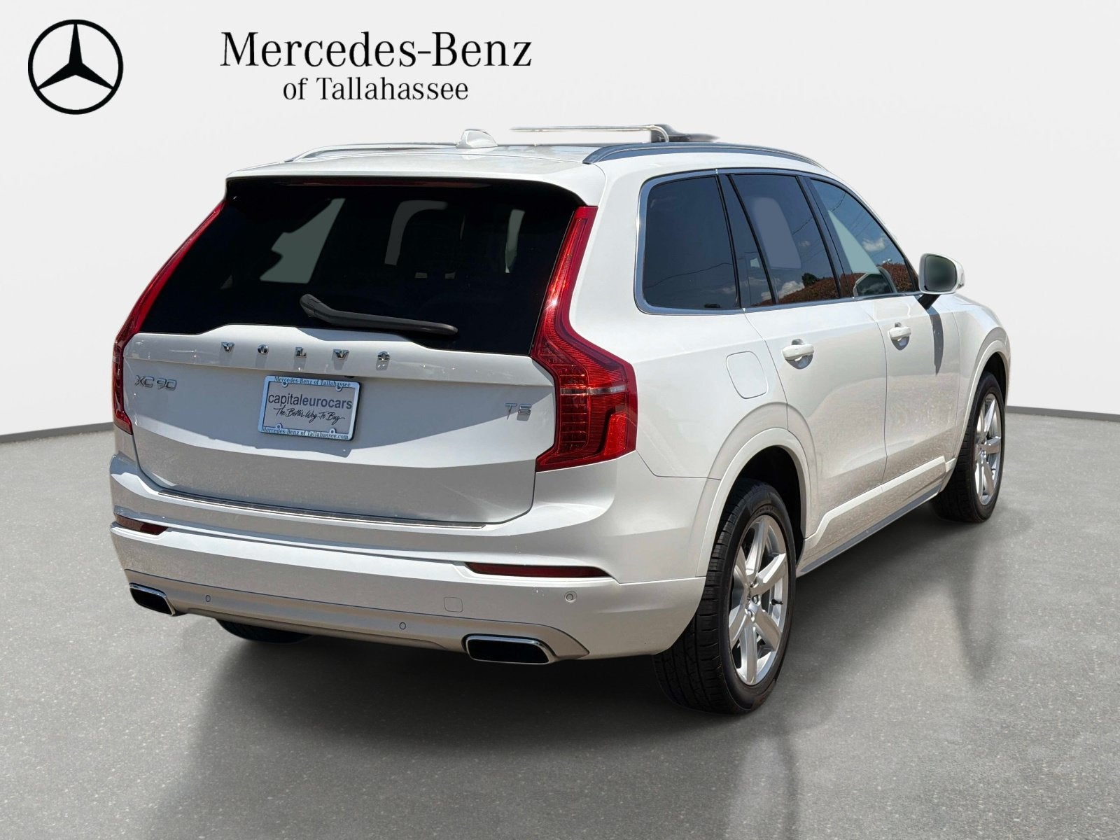 2021 Volvo XC90 Momentum