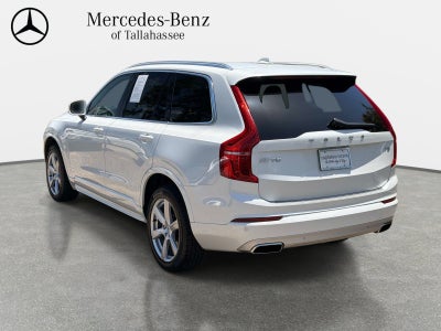 2021 Volvo XC90 Momentum