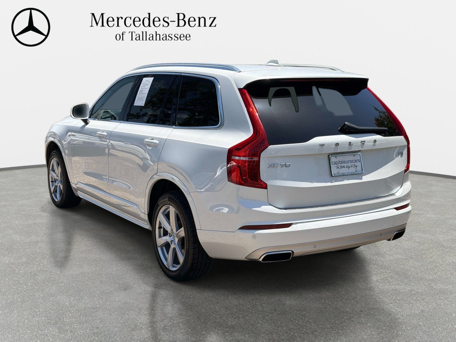 2021 Volvo XC90 Momentum