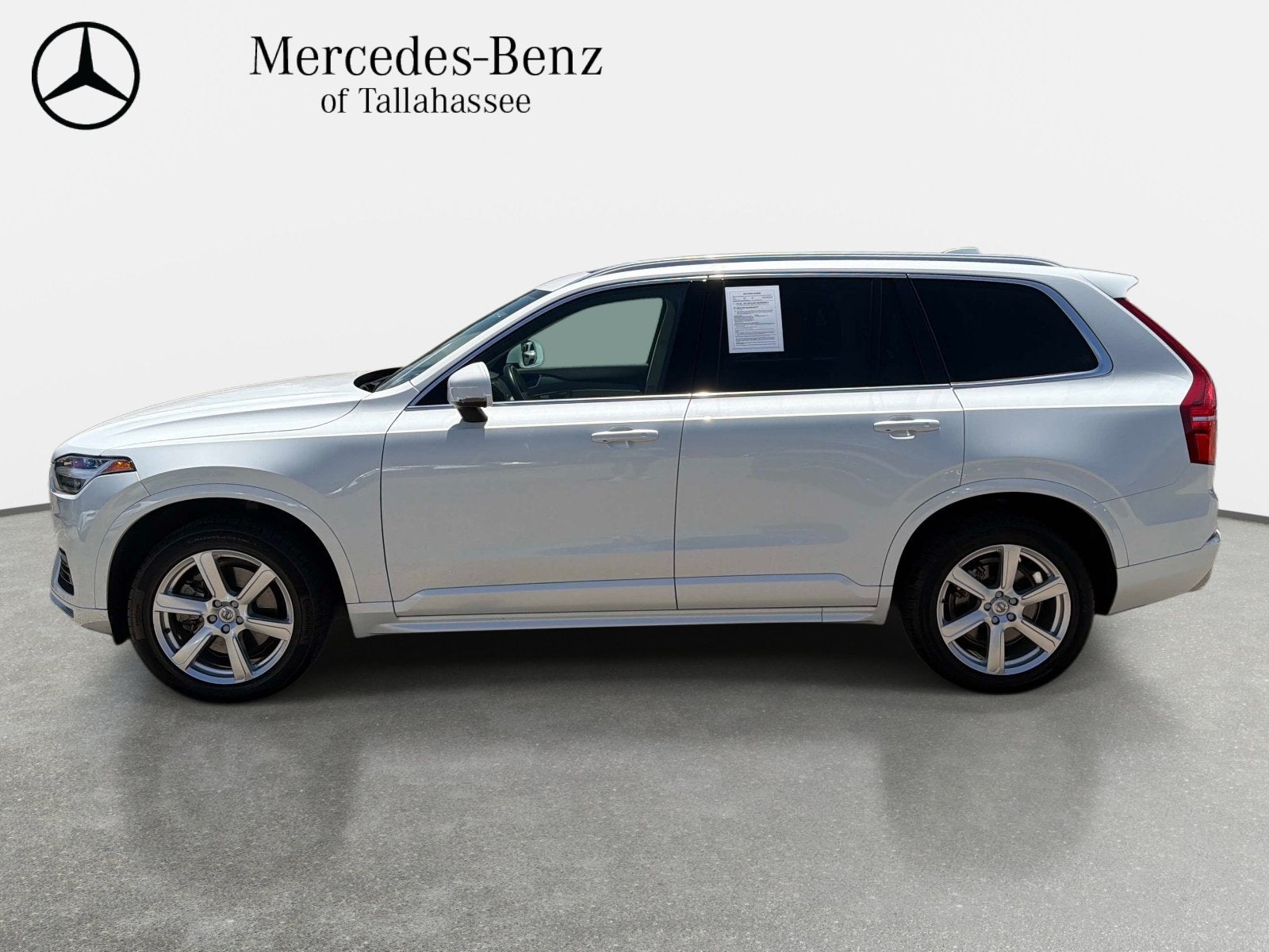 2021 Volvo XC90 Momentum
