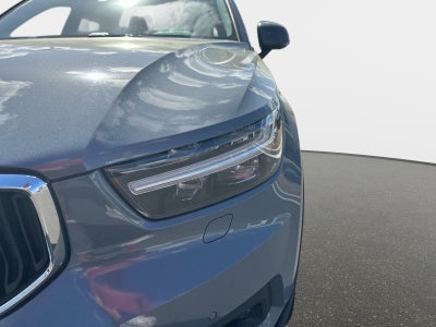 2021 Volvo XC40 Momentum