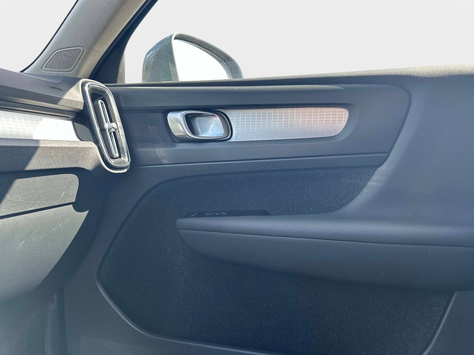 2021 Volvo XC40 Momentum