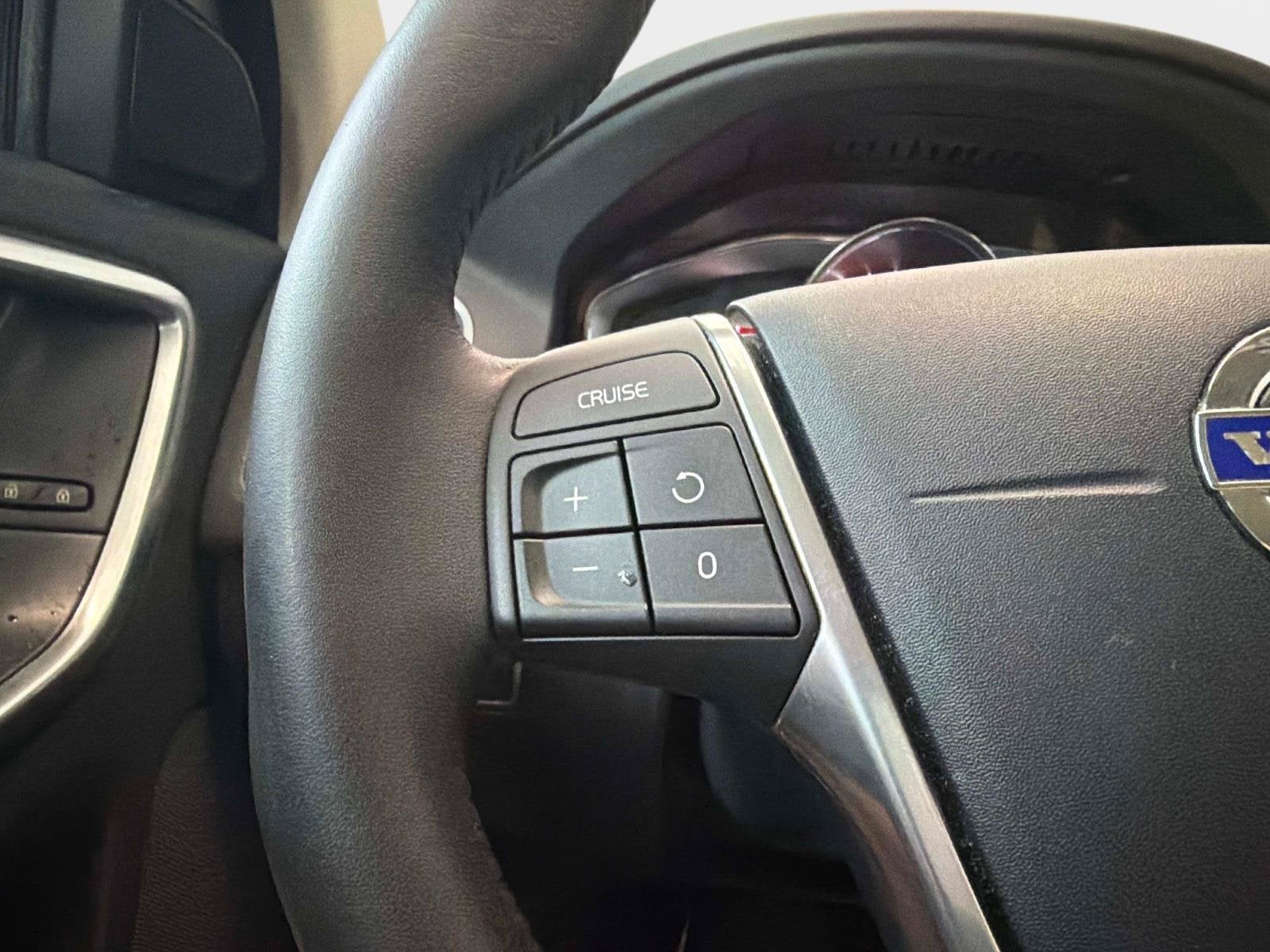 2016 Volvo XC60 T5 Drive-E Premier