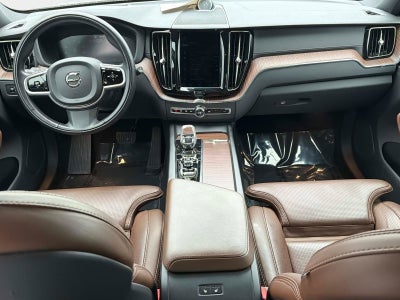 2021 Volvo XC60 Inscription Expression