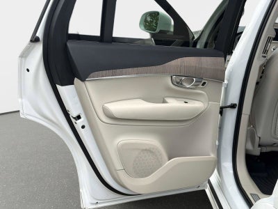 2024 Volvo XC90 Recharge Plug-In Hybrid Plus Bright Theme