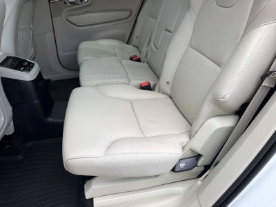 2024 Volvo XC90 Recharge Plug-In Hybrid Plus Bright Theme