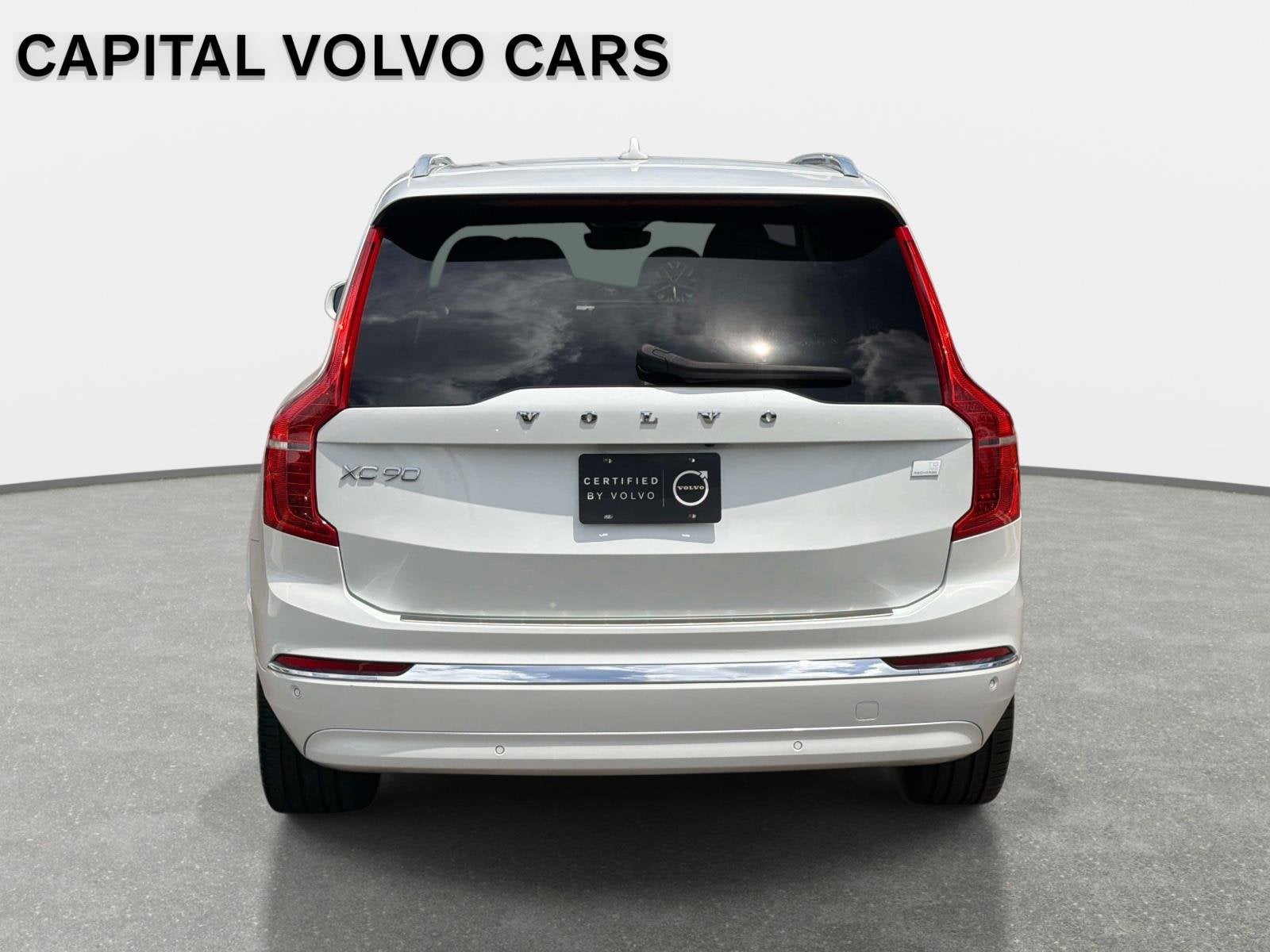 2024 Volvo XC90 Recharge Plug-In Hybrid Plus Bright Theme