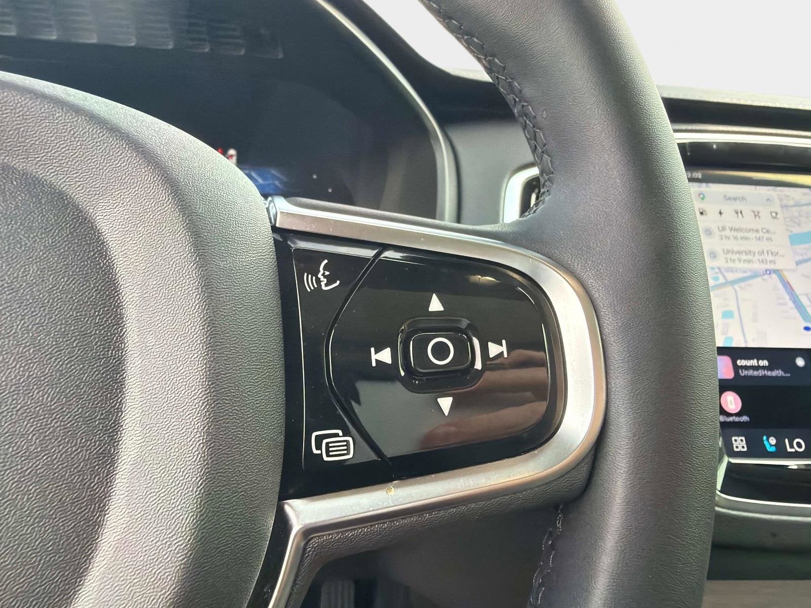 2024 Volvo XC90 Recharge Plug-In Hybrid Ultimate Bright Theme