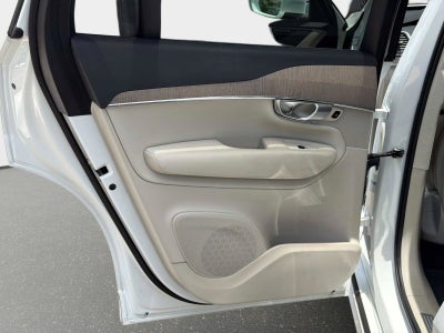 2024 Volvo XC90 Recharge Plug-In Hybrid Core Bright Theme