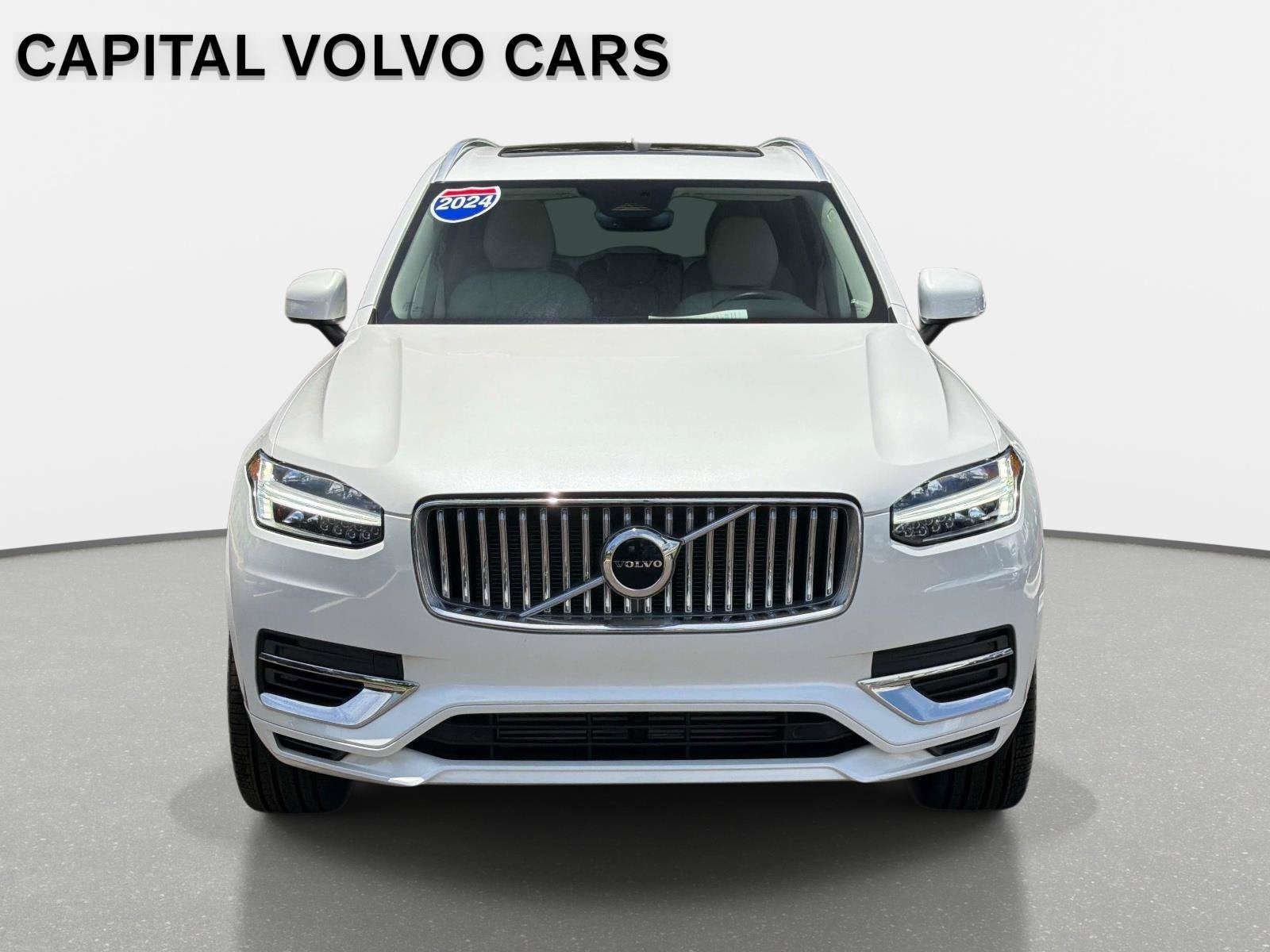 2024 Volvo XC90 Recharge Plug-In Hybrid Core Bright Theme