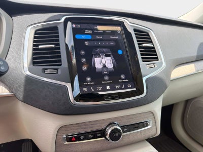 2024 Volvo XC90 Recharge Plug-In Hybrid Core Bright Theme