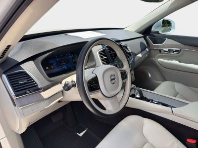 2024 Volvo XC90 Recharge Plug-In Hybrid Core Bright Theme