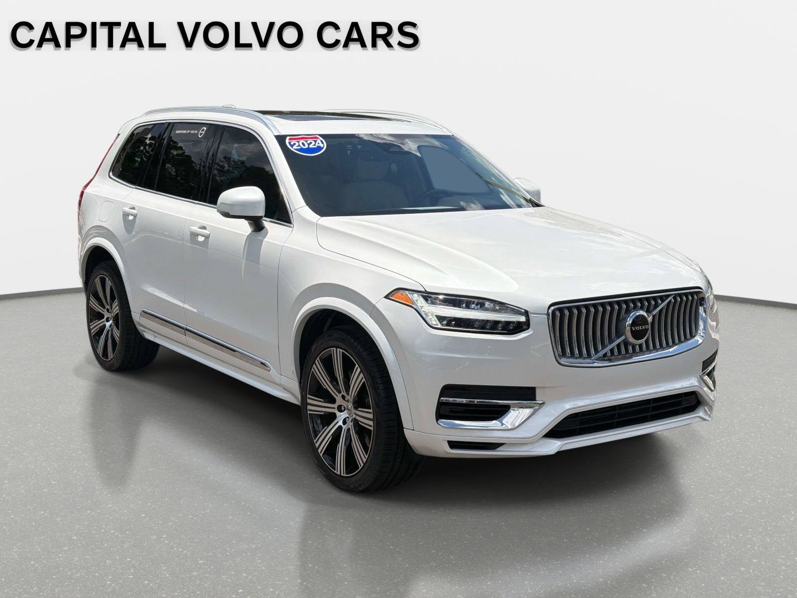 2024 Volvo XC90 Recharge Plug-In Hybrid Core Bright Theme