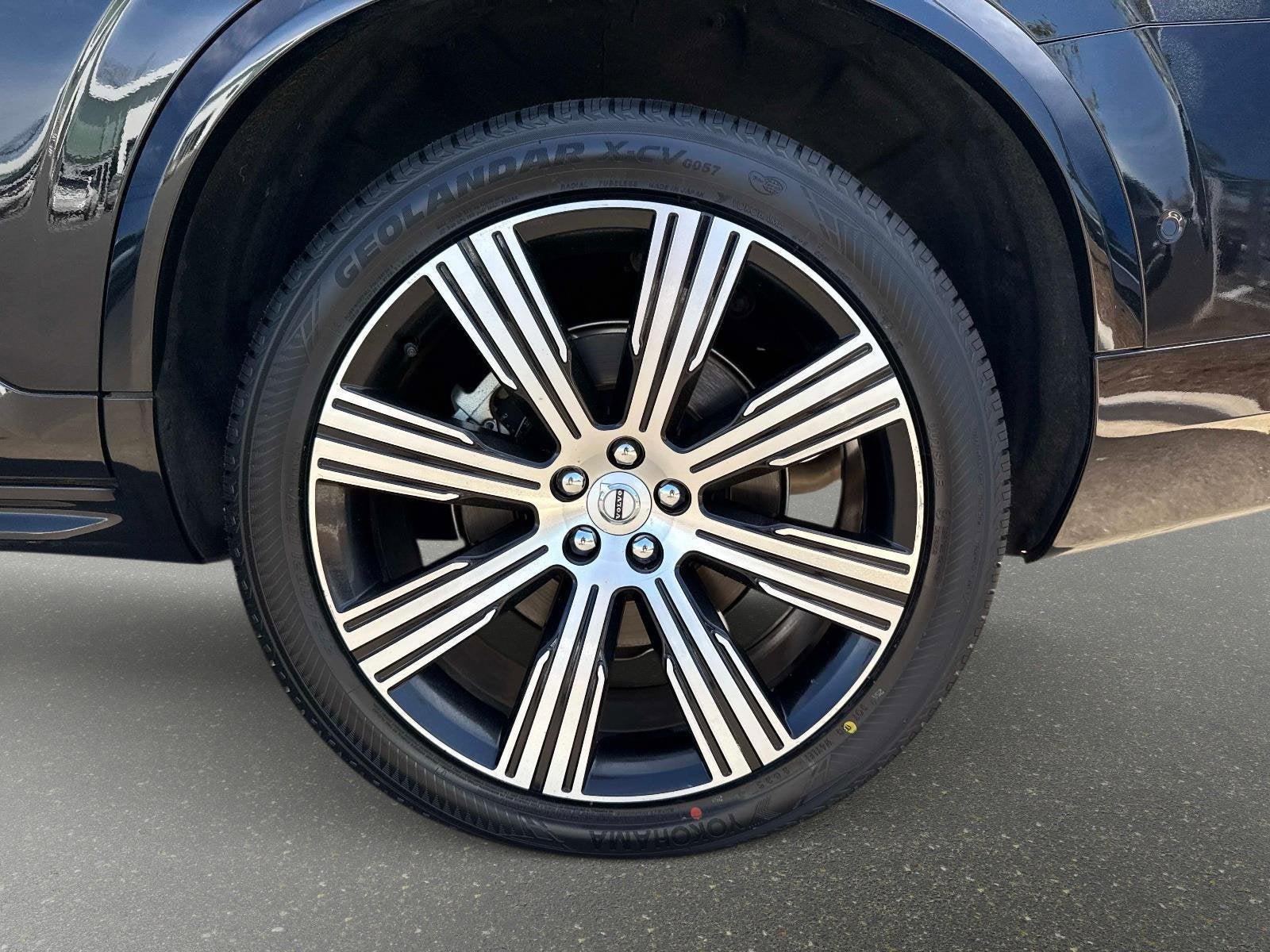 2025 Volvo XC90 Plug-In Hybrid Plus