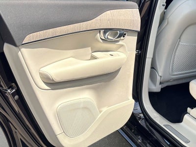 2025 Volvo XC90 Plug-In Hybrid Plus