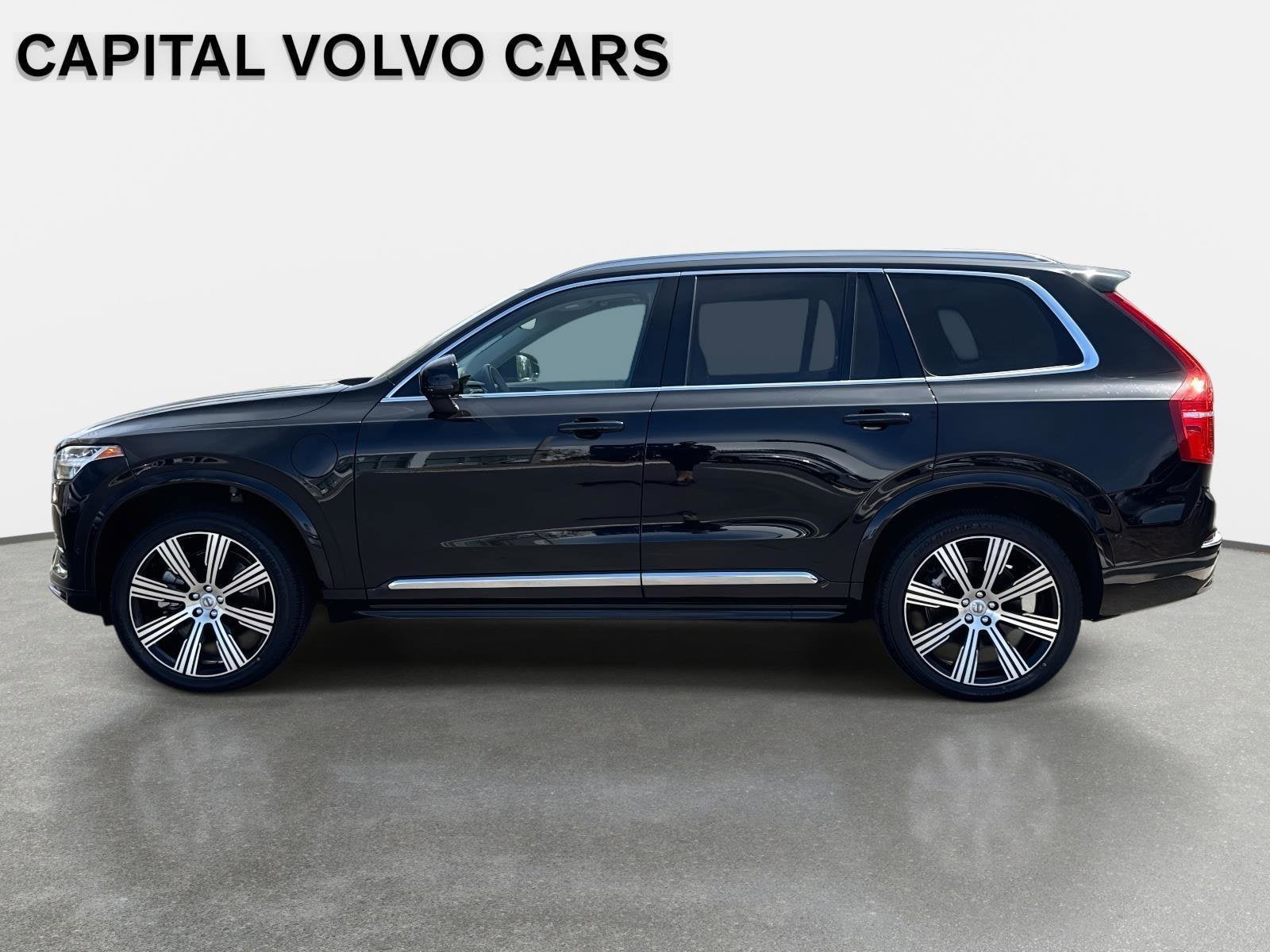 2025 Volvo XC90 Plug-In Hybrid Plus