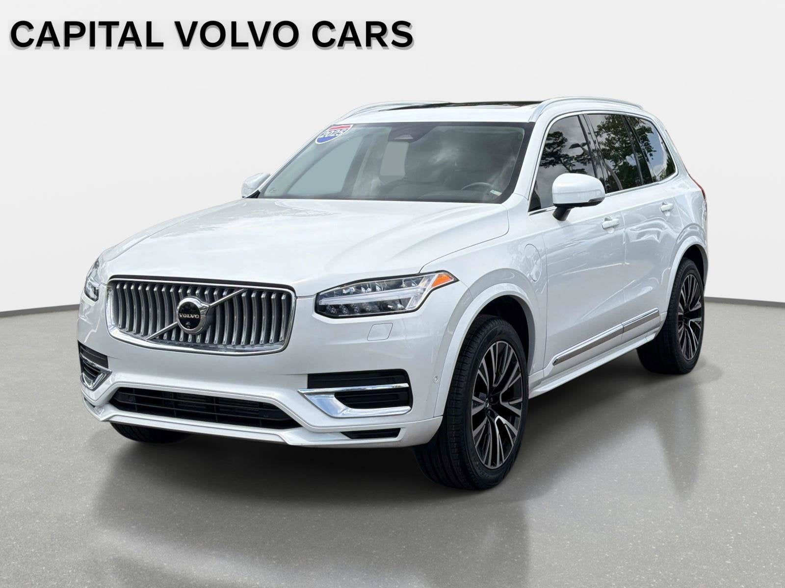 2025 Volvo XC90 T8 Recharge Plus Bright 7-Seat 4WD's photo