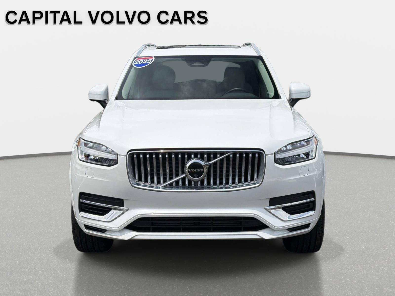 2025 Volvo XC90 Plug-In Hybrid Plus
