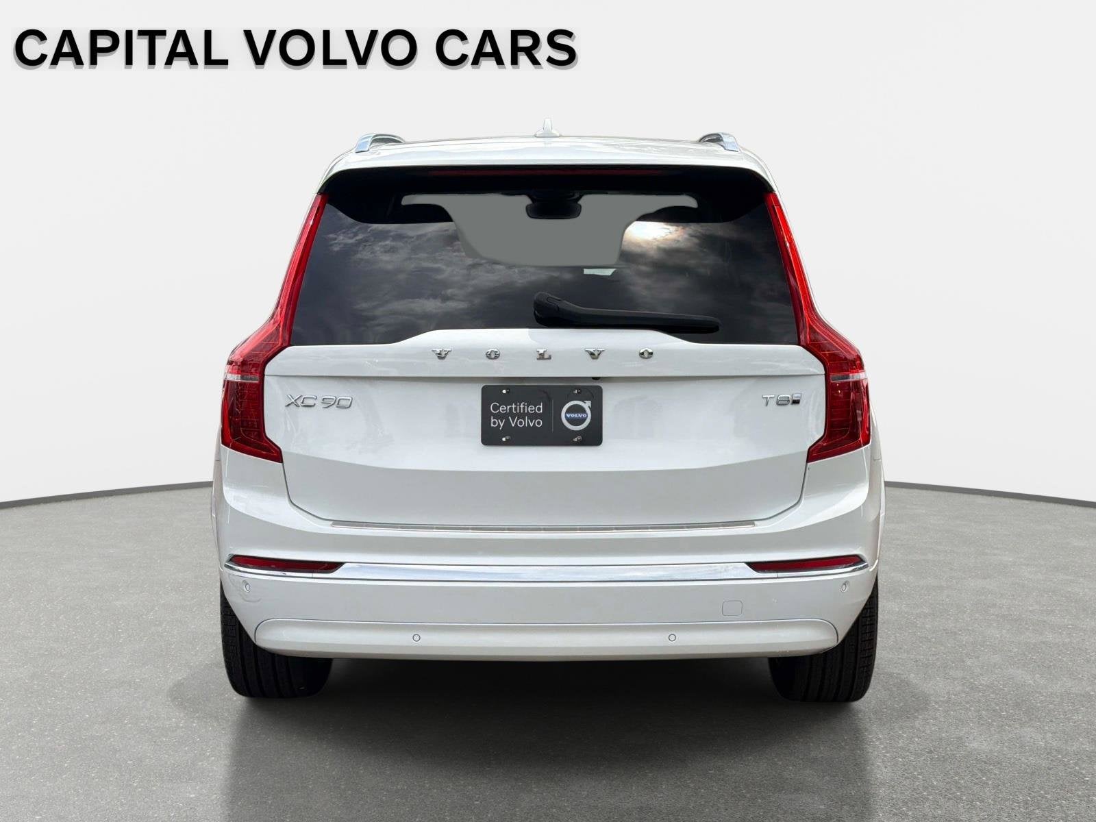 2025 Volvo XC90 Plug-In Hybrid Plus