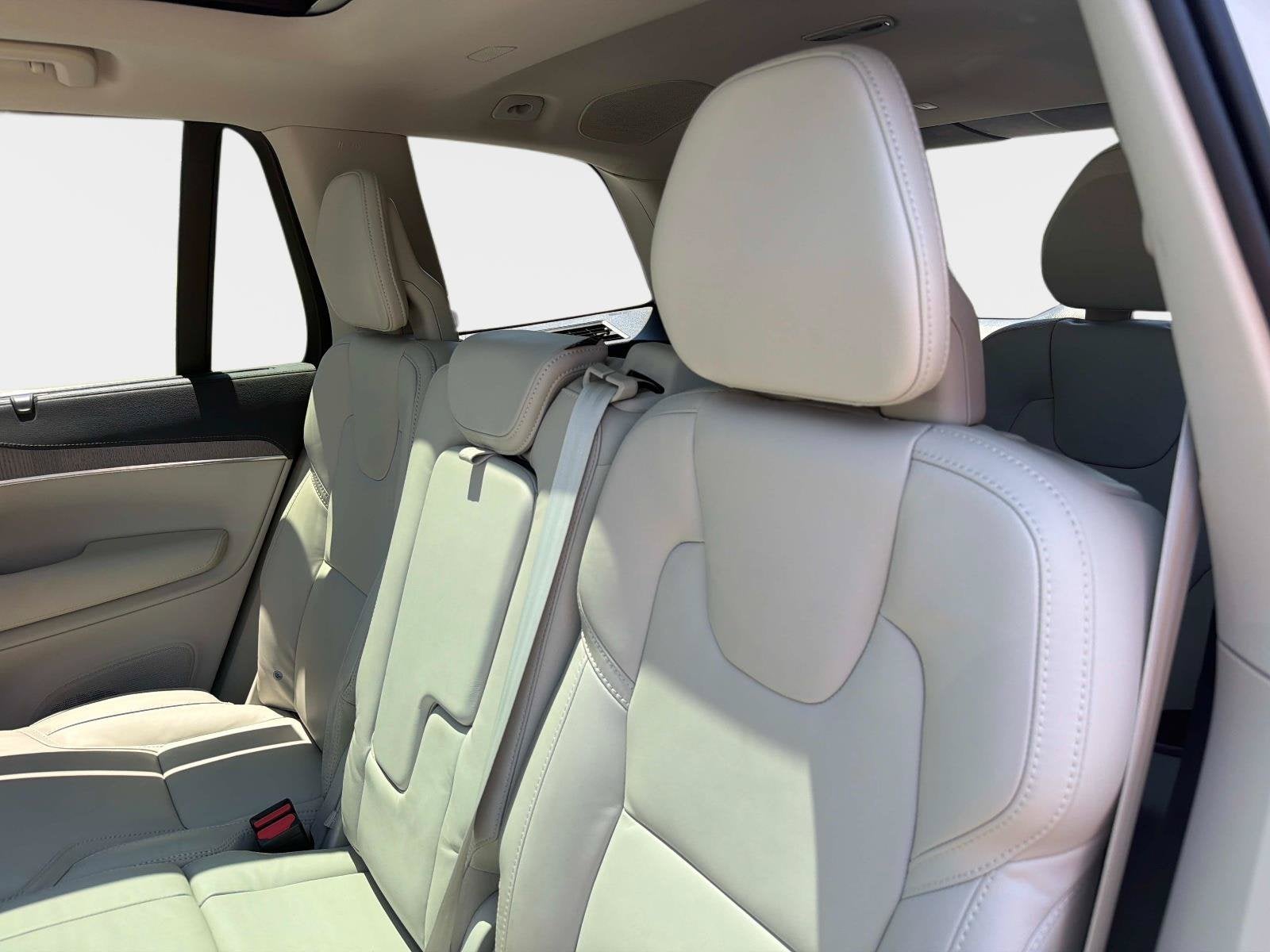 2025 Volvo XC90 Plug-In Hybrid Ultra