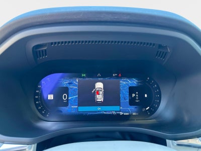 2023 Volvo XC60 Plus Dark Theme