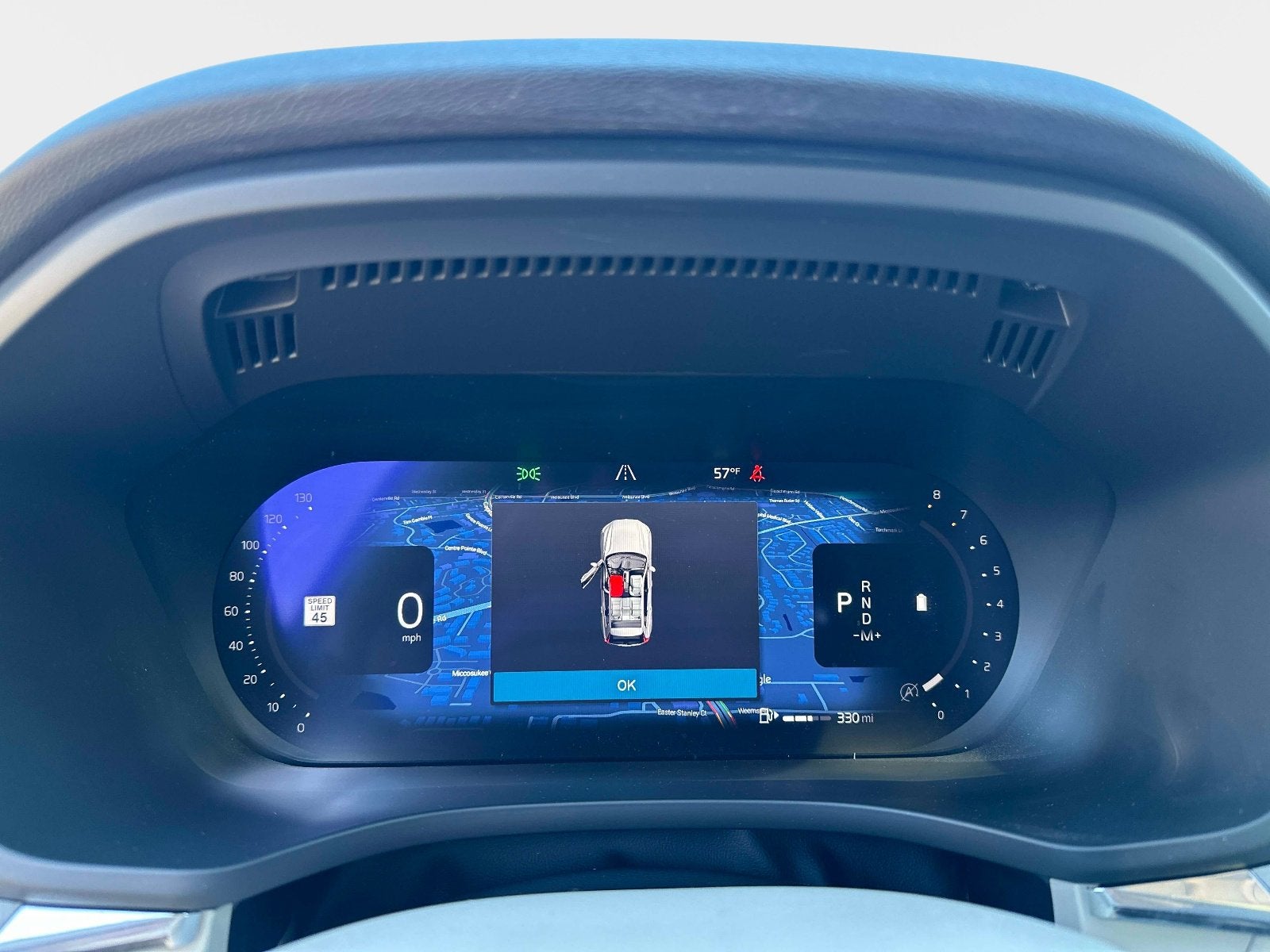 2023 Volvo XC60 Plus Dark Theme