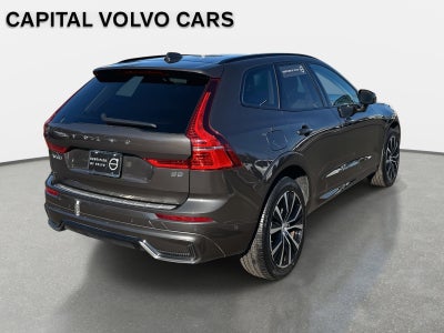 2023 Volvo XC60 Plus Dark Theme