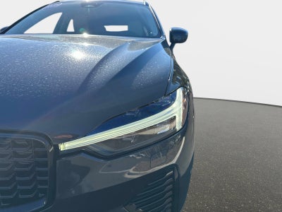 2023 Volvo XC60 Plus Dark Theme