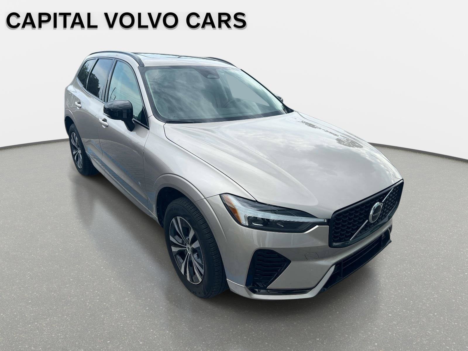 2024 Volvo XC60 Core Dark Theme