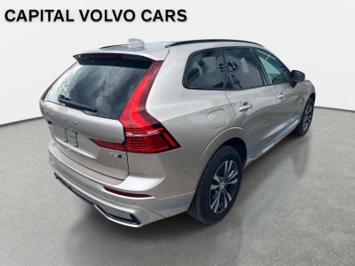 2024 Volvo XC60 Core Dark Theme