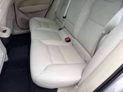 2024 Volvo XC60 Core Dark Theme