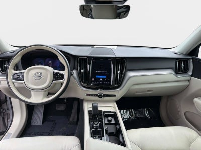 2024 Volvo XC60 Core Dark Theme