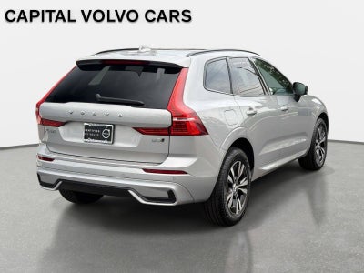 2024 Volvo XC60 Core Dark Theme