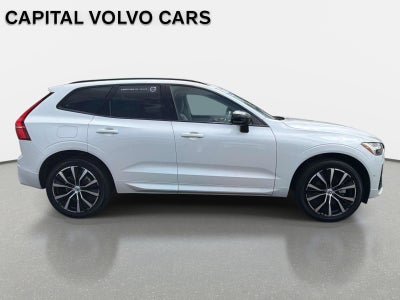 2024 Volvo XC60 Plus Dark Theme