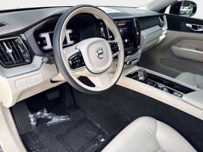 2024 Volvo XC60 Plus Dark Theme