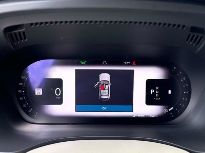 2024 Volvo XC60 Plus Dark Theme