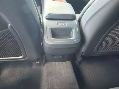 2024 Volvo XC60 Plus Dark Theme