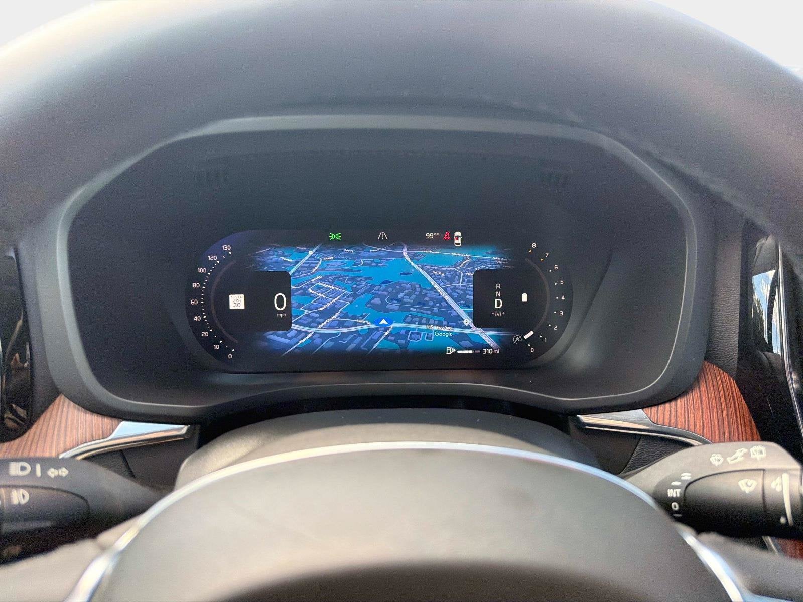 2024 Volvo XC60 Plus Dark Theme
