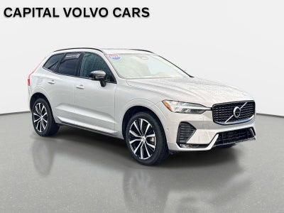 2024 Volvo XC60 Plus Dark Theme
