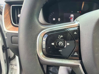 2024 Volvo XC60 Plus Dark Theme