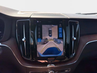 2024 Volvo XC60 Ultimate Dark Theme