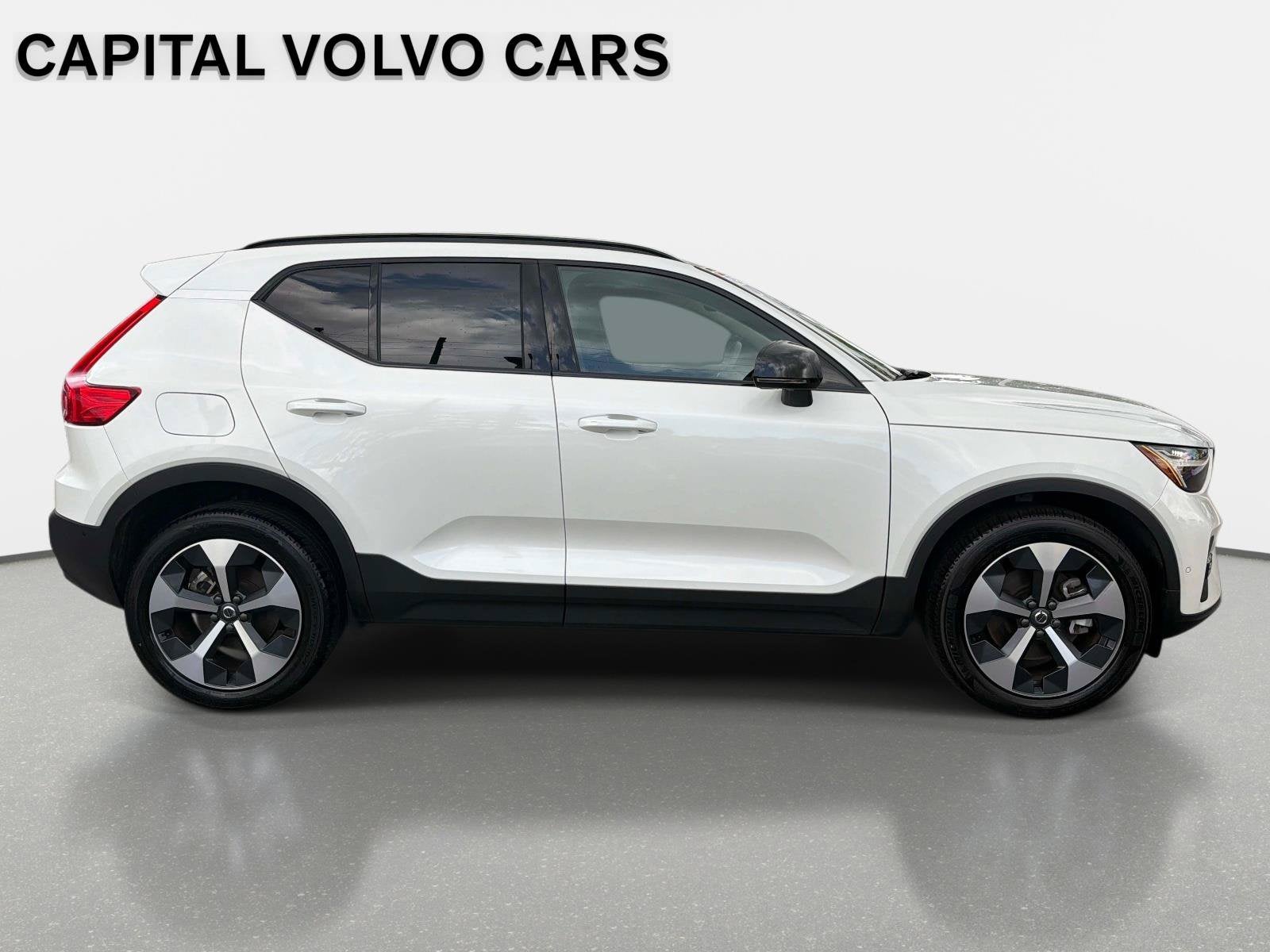 2026 Volvo XC40 Plus