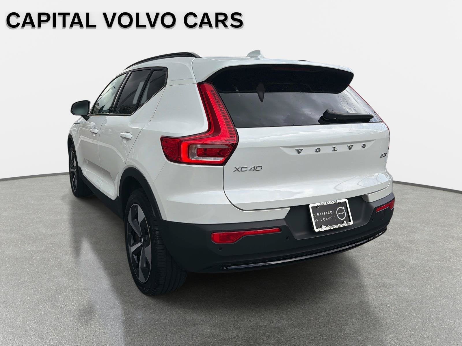 2026 Volvo XC40 Plus