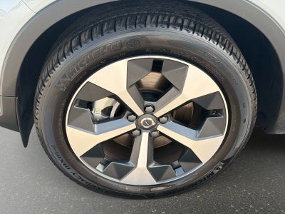 2026 Volvo XC40 Plus