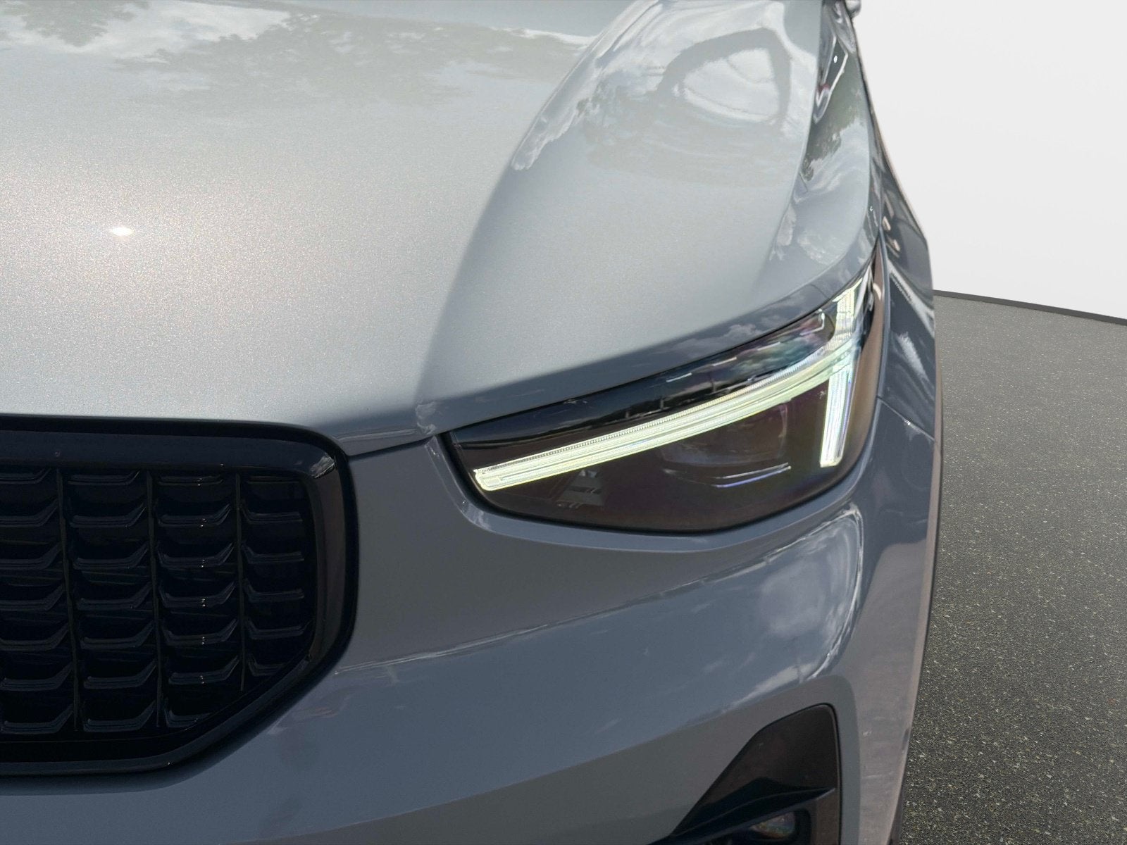 2026 Volvo XC40 Plus