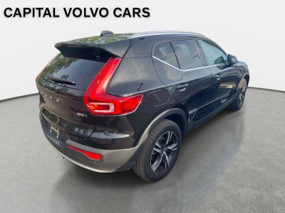 2025 Volvo XC40 Core Bright Theme